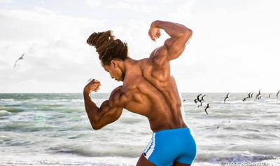 Torre Washington Becomes First Vegan Bodybuilder to Reach the Mr. Olympia Stage