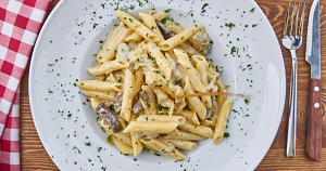 This one-pot vegan mushroom pasta is pure comfort in a bowl