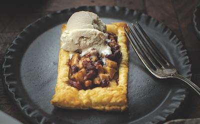 Apple Paht (Red Bean) Tarts