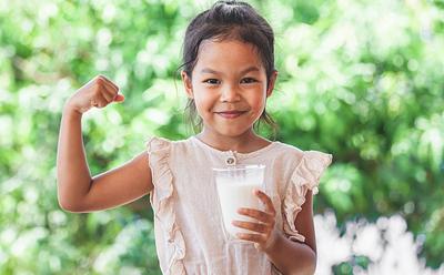 US Senate Unanimously Votes To Give School Kids Access To Plant-Based Milk