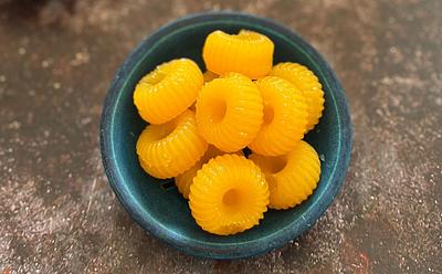 2-Ingredient Vegan Mandarin Gummies