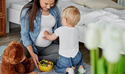 Eating an Abundance of Fruit Linked to 61 Percent Reduced Risk of Miscarriage, Study Finds