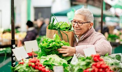 Vegan Diet Reduces Swollen Joints By 53 Percent in Arthritis Patients, Study Finds
