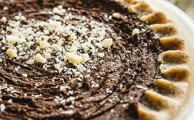 Chocolate Cream Pie (Dairy-Free Raw Dessert)