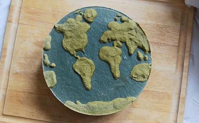 Celebrate Earth Day With This Showstopping Raw Vegan Cheesecake