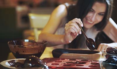 Make Your Own Vegan Easter Chocolate With These 5 Easy Tips