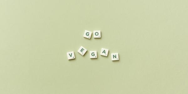 The Best Resources for Going Vegan in 2024: Books, Documentaries, and Podcasts