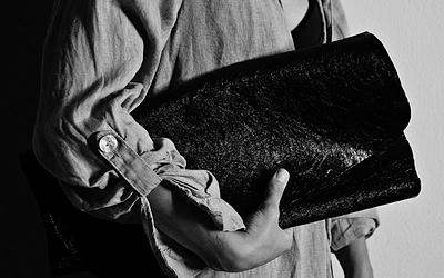 Mycelium Moves Into Luxury Accessories as SQIM Launches Ephea Uma