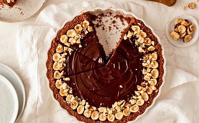 Plant-Based, Hazelnut-Packed Creamy Nutella Pie