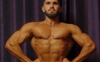Two Vegan Bodybuilders Just Took First At An OCB Spring Naturals Competition