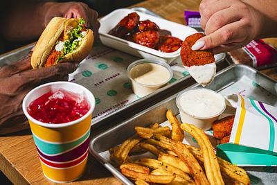 Plant-Based Milk Outpaces Dairy Growth in US Foodservice As Protein Price Gap Shrinks