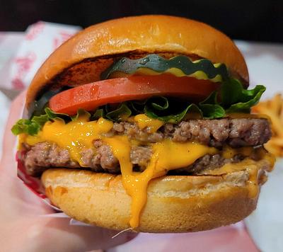 Your National Burger Day Run-down: Which Top Chains are Flipping—Or Skipping—Plant-Based Patties