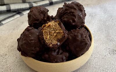 Energizing Banana And Peanut Butter Truffles