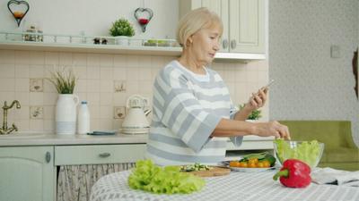 Plant-Forward Planetary Health Diet Tied to Lower Heart Disease Risk in Postmenopausal Women