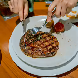 Increased Risk of Kidney Stones, Gout, and Osteoporosis: Experts Agree TikTok’s Carnivore Diet Is Risky