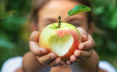 The 9 Healthiest Fruits, According To Nutritionists