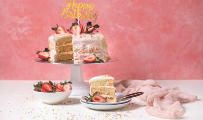 25 Amazing Vegan Cake Recipes