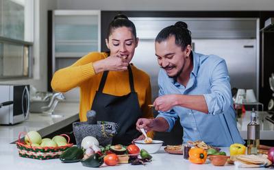 The Healthiest Vegetables for Men and Women May Differ, Gut Doctor Says