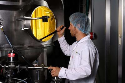 Brevel and India’s Wave Group to Build 300,000-Liter Illuminated Fermentation Plant Fed by Sugar Mill Byproducts