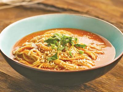 Where To Get The Best Bowl of (Vegan) Dan Dan Noodles In Hong Kong