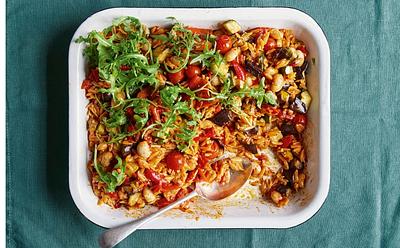 Roasted Pepper Thyme And Butter Bean Tray Bake