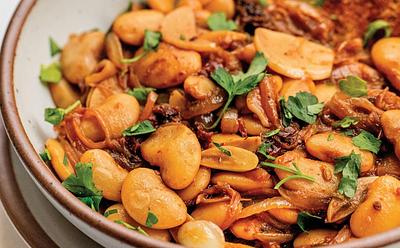 Caramelized Onion Butter Beans