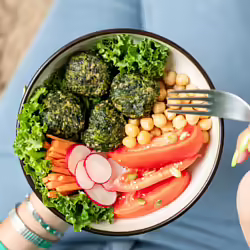 A Plant-Based Diet Can Transform Health for Smokers and Ex-Smokers, Say Experts
