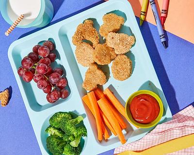 Chickenless Nuggets Are Unexpected Success in American Schools, Cafeterias Struggle to Keep Up with Soaring Demand